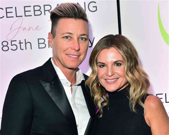 Who Is Glennon Doyle Married To? Who Is Glennon Doyle ExHusband?