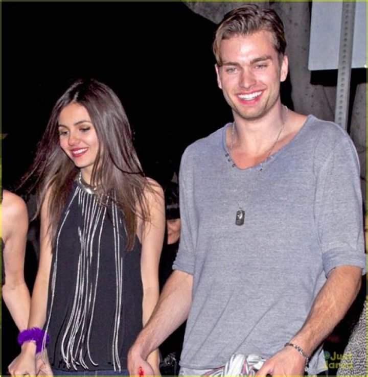 Who is Victoria Justice Boyfriend in 2024? Her Relationship Status Creeto