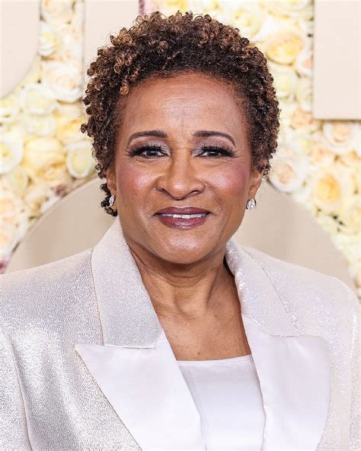 Who is Wanda Sykes' wife Alex? The US Sun