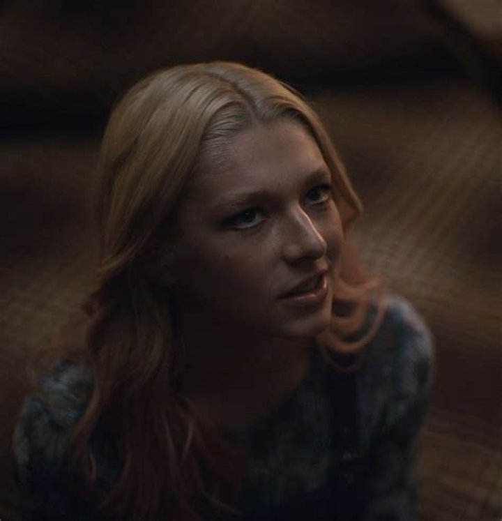 Who Plays Jules On 'Euphoria'? Hunter Schafer Is A Trans Activist You
