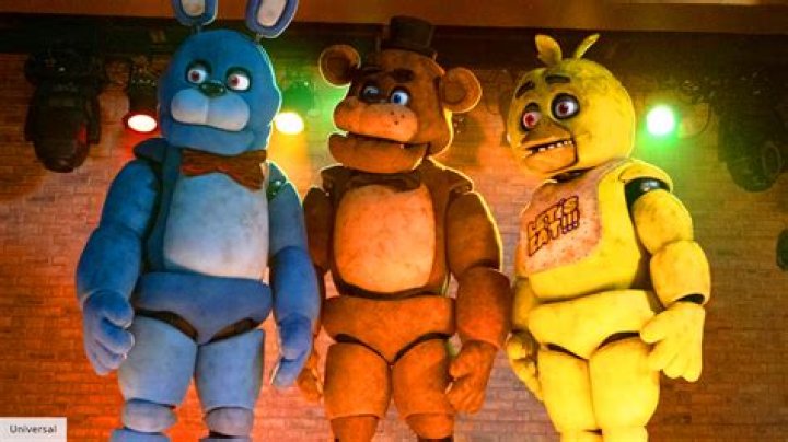 Why does the animatronics at fnaf 1 have seperate parts