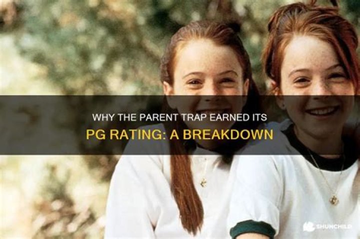 Why The Parent Trap's Lisa Ann Walter Hated Iconic Chessy Outfit