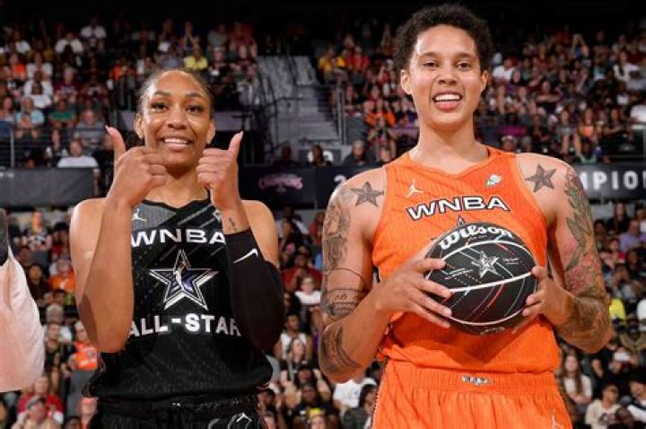 WNBA star Brittney Griner is toughminded, but fighting doesn&rsquo;t define