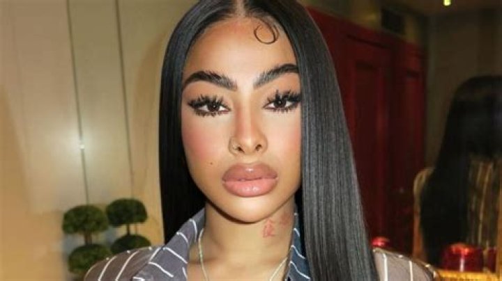 Yailin la Mas Viral in Bathing Suit is All Heart &mdash; Celebwell