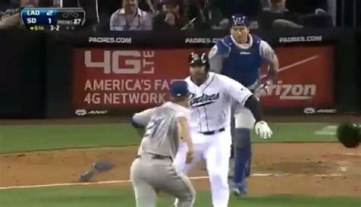 Zack Greinke Breaks Record for Consecutive Starts Allowing 2 Earned