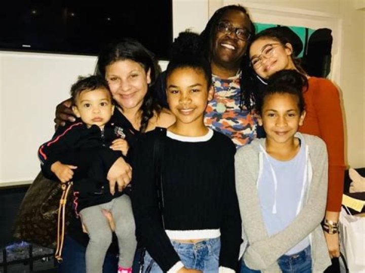 Zendaya Siblings Zendaya Sisters and Brothers Zendaya Family