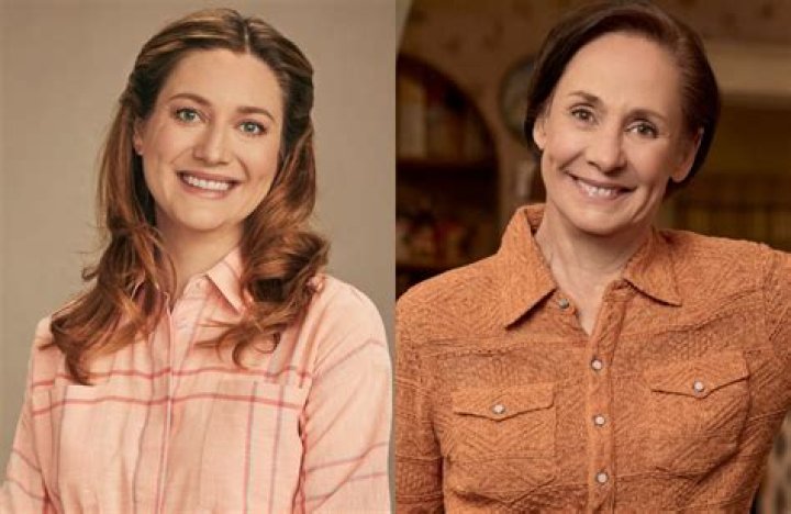 Zoe perry and laurie metcalf hires stock photography and images Alamy