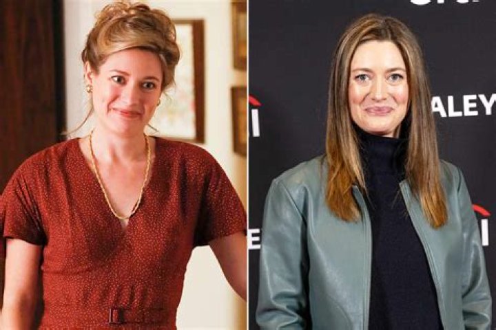 Zoe Perry (Young Sheldon) Meet the Woman Indrajith Hates ElaKiri